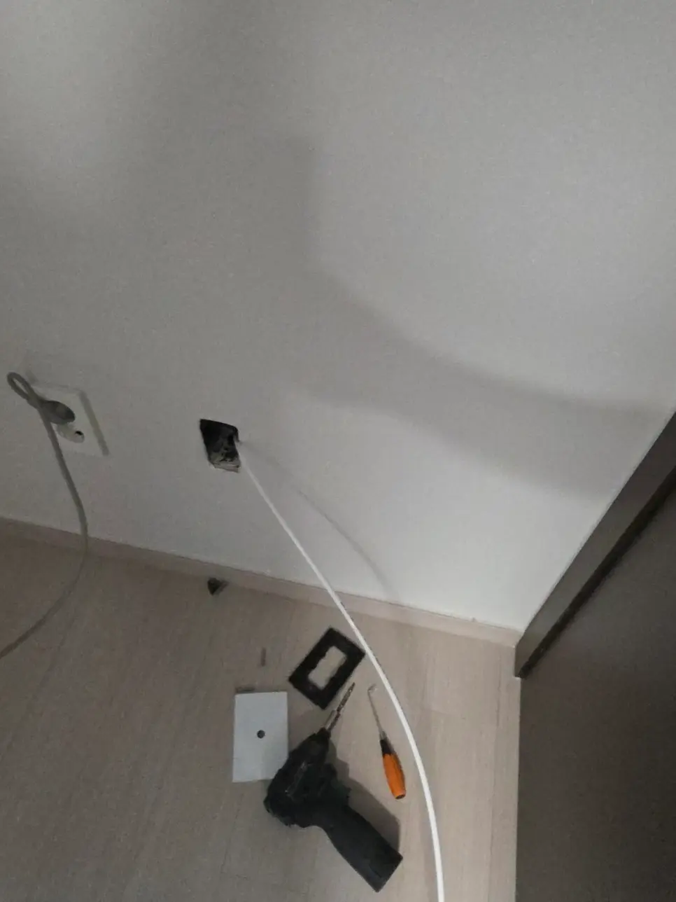 얼음정수기냉장고 설치 현장 사진